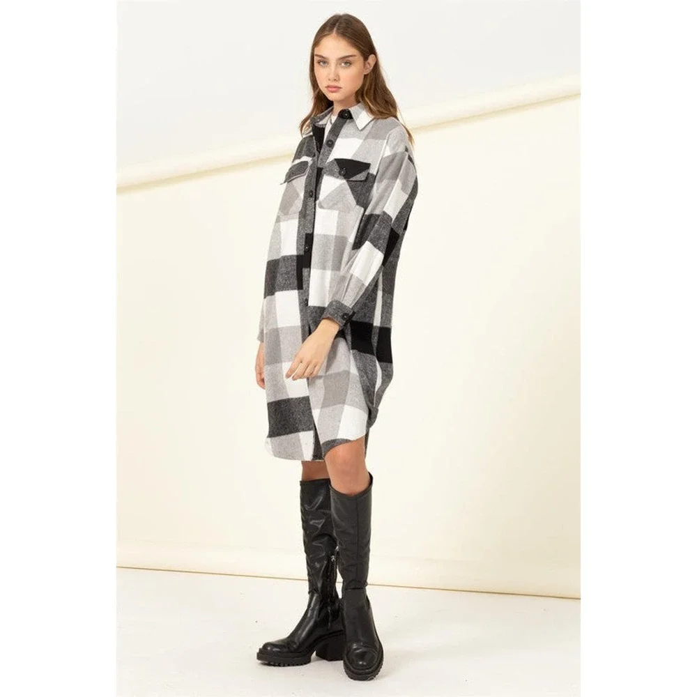 Trendy Throwback Checkered Shacket - Picture 4 of 10